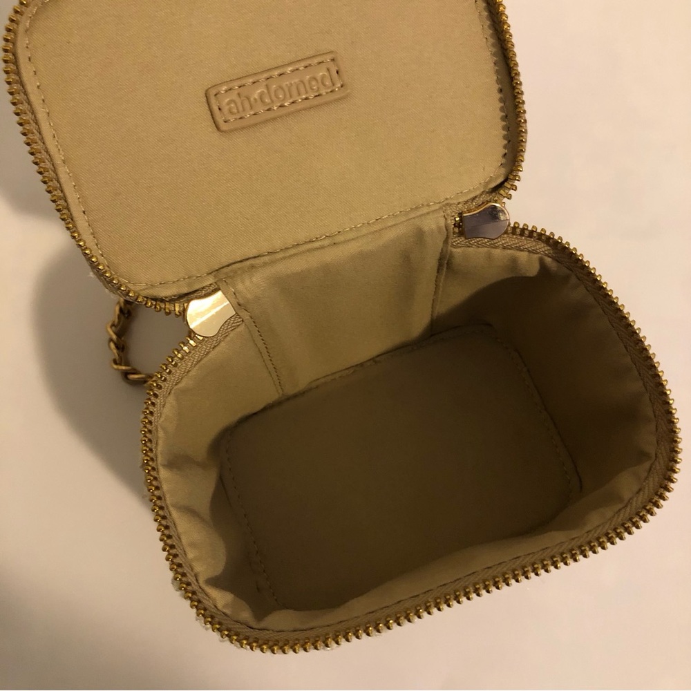 Chic Tweed Crossbody Bag - Cream and Tan - Picture 9 of 9